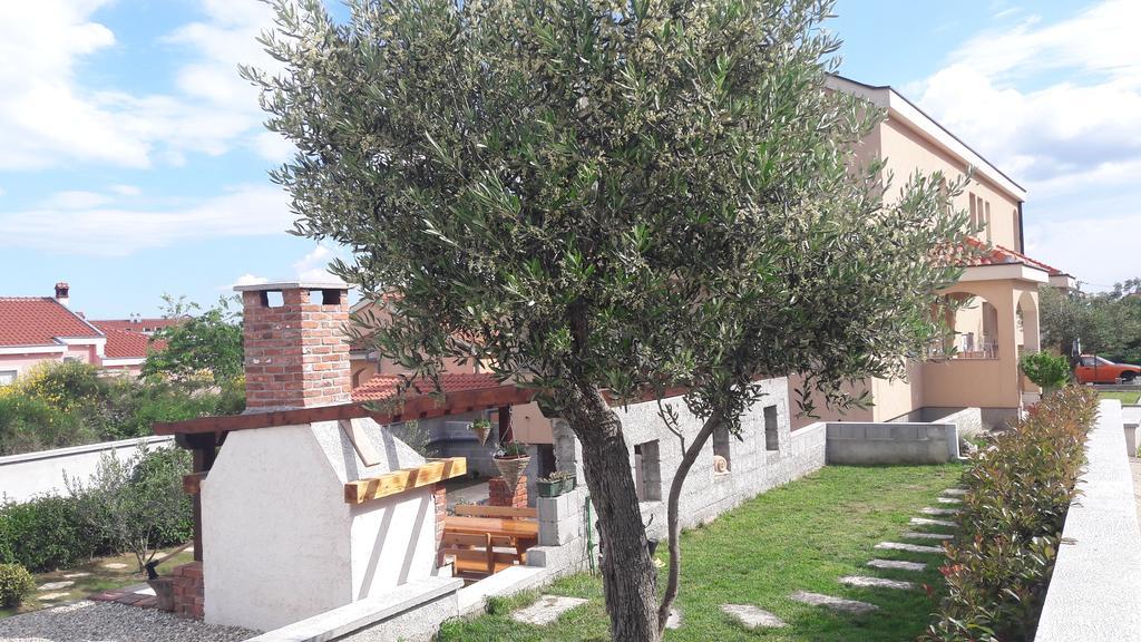 Apartments Lotta Zadar Exterior photo